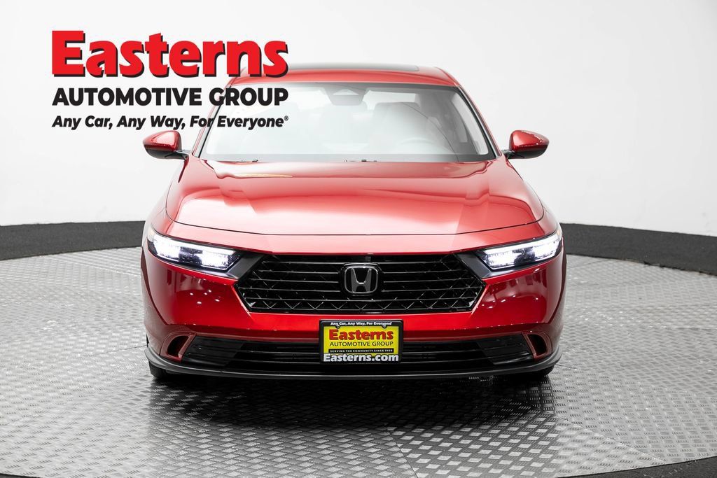 Used 2024 Honda Accord EX image 4