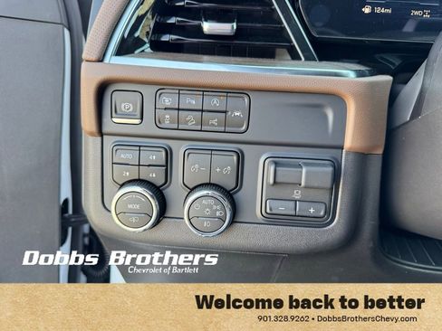 New 2026 Chevrolet Suburban High Country image 12