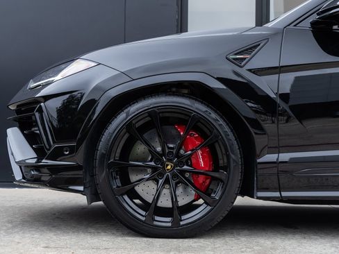 Used 2024 Lamborghini Urus S AWD/4WD image 11