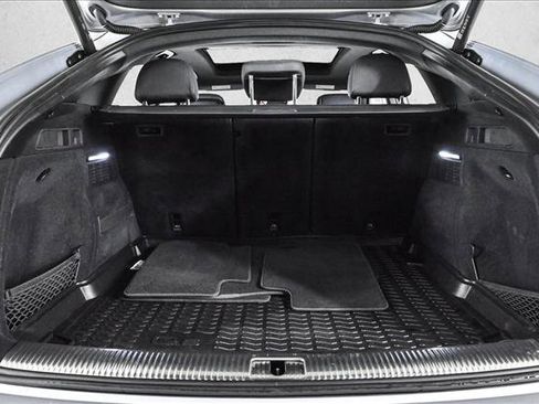 Used 2022 Audi SQ5 Premium w/ Convenience Package image 6