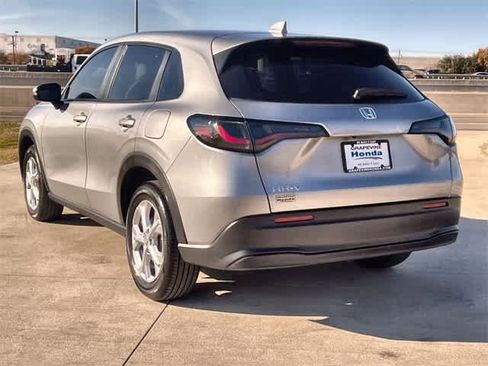 Certified 2025 Honda HR-V LX image 5