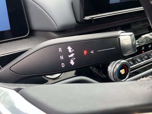 Used 2024 Honda Prologue Touring image 29