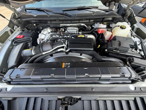 Certified 2022 GMC Sierra 3500 Denali w/ Denali Ultimate Package image 36