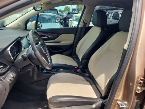 Used 2018 Buick Encore Preferred FWD image 19