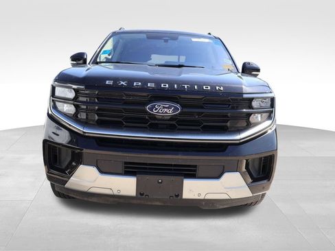 Used 2025 Ford Expedition Max Platinum AWD/4WD image 7