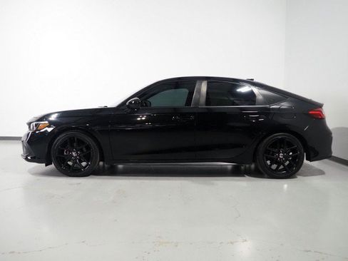 Used 2024 Honda Civic Sport Hatchback image 8