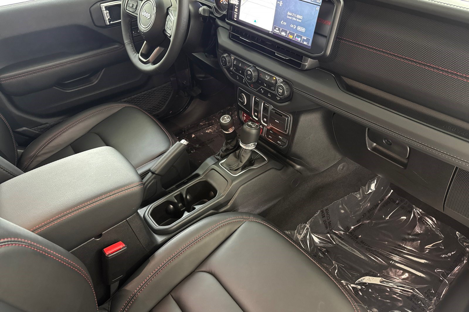 Used 2026 Jeep Wrangler Rubicon AWD/4WD image 35