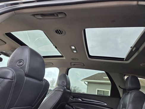 Used 2020 Buick Enclave Premium w/ Sun and Sites Package image 10