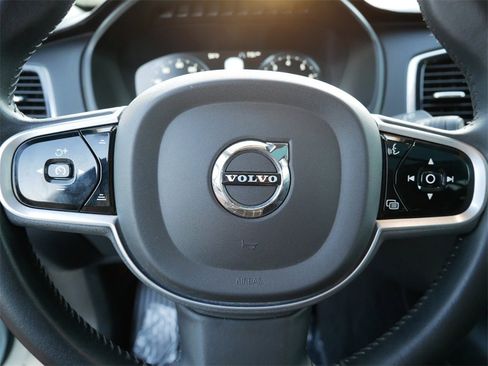 Used 2020 Volvo XC90 T6 Inscription image 17