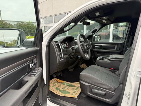 Used 2024 RAM 1500 Classic Warlock AWD/4WD image 10