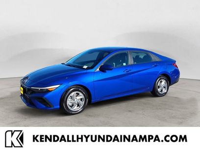 Certified 2025 Hyundai Elantra SE
