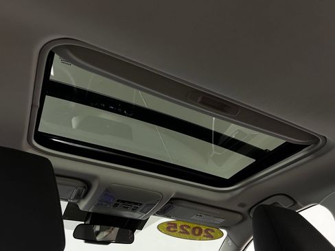 Certified 2025 Toyota RAV4 XLE w/ Convenience Package AWD/4WD image 25
