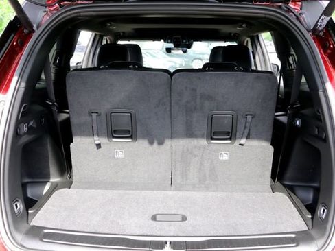 New 2025 Jeep Grand Cherokee L Altitude RWD image 21