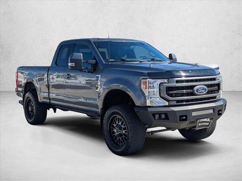 Used 2022 Ford F250 Lariat image 3