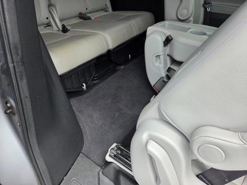 Used 2018 Honda Odyssey Elite image 48