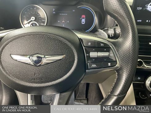 Used 2022 Genesis G70 2.0T w/ Prestige Package RWD image 44
