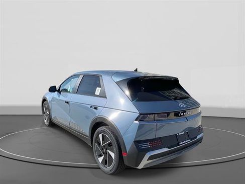 New 2026 Hyundai Ioniq 5 SE RWD image 4
