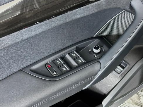 Used 2018 Audi Q5 Prestige image 33