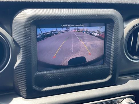 Used 2023 Jeep Wrangler Unlimited Sport AWD/4WD image 15