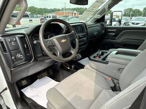 Used 2019 Chevrolet Silverado 2500 W/T w/ WT Convenience Package AWD/4WD image 38