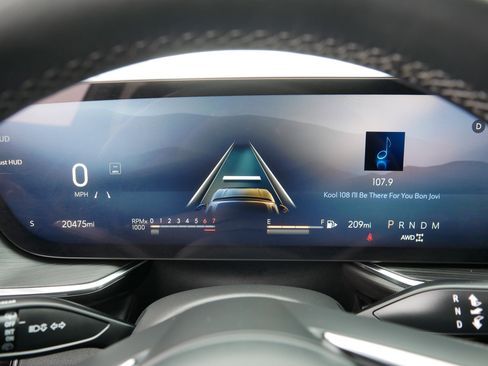 Used 2025 Buick Envision Preferred image 21