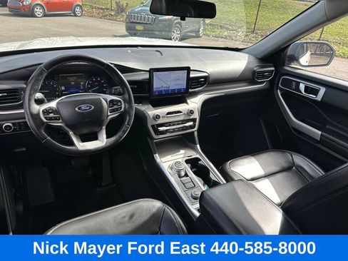 Used 2023 Ford Explorer XLT w/ Equipment Group 202A image 25