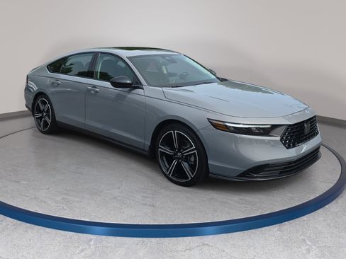 Certified 2026 Honda Accord SE image 3