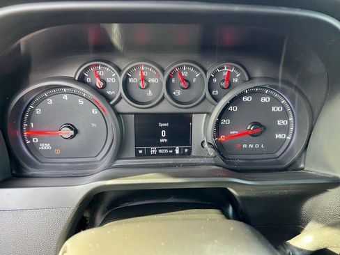 Used 2025 Chevrolet Silverado 2500 W/T w/ WT Convenience Package image 32