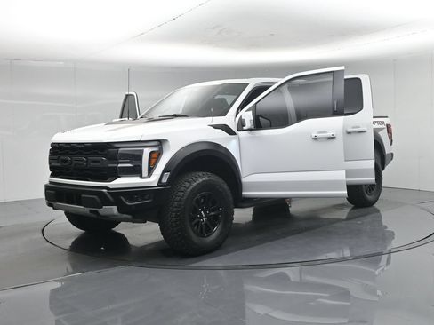 Used 2024 Ford F150 Raptor AWD/4WD image 36