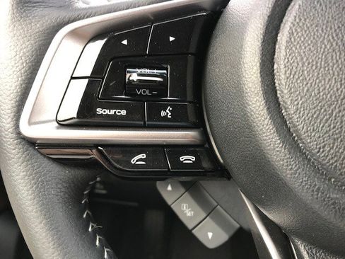 Used 2018 Subaru Outback 2.5i Touring image 16