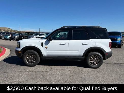 New 2026 Ford Bronco Sport Badlands w/ Bronze Package AWD/4WD image 2