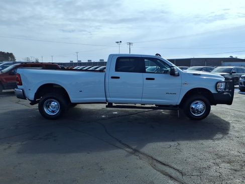 Used 2024 RAM 3500 Big Horn w/ Bed Utility Group image 2