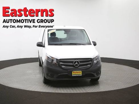 Used 2022 Mercedes-Benz Metris image 48