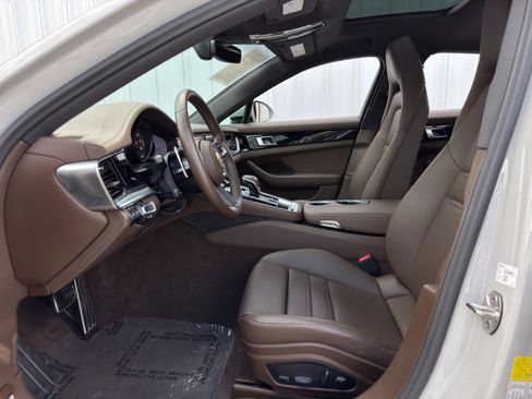 Used 2023 Porsche Panamera 4S image 16
