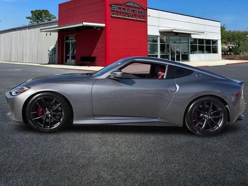 Used 2024 Nissan Z Performance w/ Floor Mat Package image 2