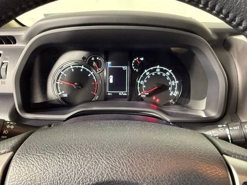 Used 2020 Toyota 4Runner SR5 Premium w/ Moonroof Package image 21