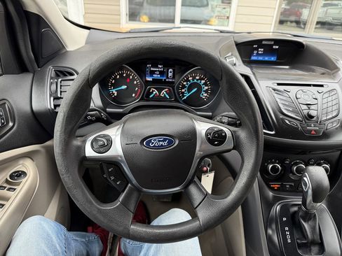 Used 2016 Ford Escape SE image 13