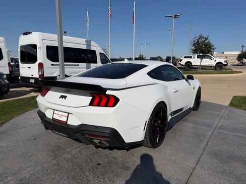 Used 2024 Ford Mustang GT Premium w/ GT Performance Package image 6