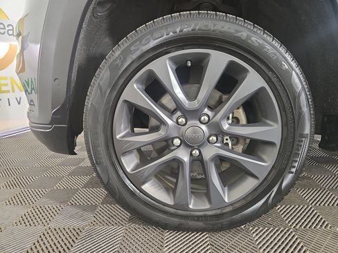 Certified 2018 Jeep Grand Cherokee High Altitude AWD/4WD image 36