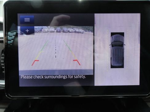 Used 2021 Ford Explorer Limited w/ Equipment Group 301A RWD image 23