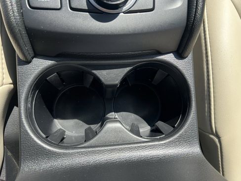 Used 2019 MAZDA CX-5 Touring image 19