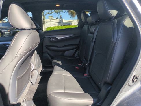 Used 2020 INFINITI QX50 Essential w/ Edition 30 Package image 16