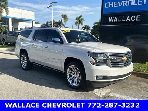 Used 2020 Chevrolet Suburban Premier w/ Premier Plus Edition image 4