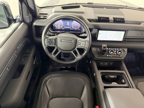 Used 2024 Land Rover Defender 110 X-Dynamic SE AWD/4WD image 11