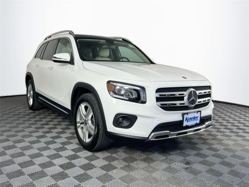 Certified 2021 Mercedes-Benz GLB 250 4MATIC image 8