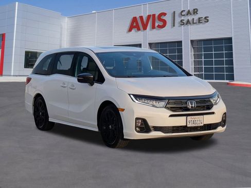 Used 2025 Honda Odyssey Sport-L image 3