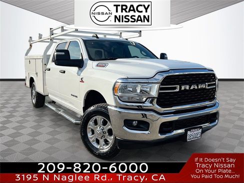 Used 2023 RAM 3500 Big Horn w/ Level 1 Equipment Group image 1