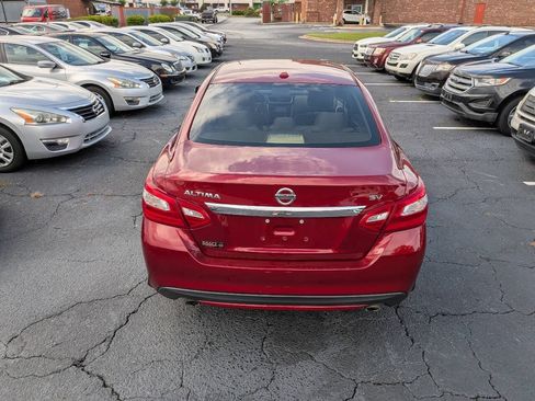 Used 2017 Nissan Altima 2.5 SV w/ Convenience Package FWD image 19