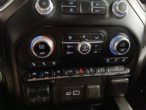 Used 2021 GMC Sierra 1500 AT4 w/ AT4 Premium Package image 16