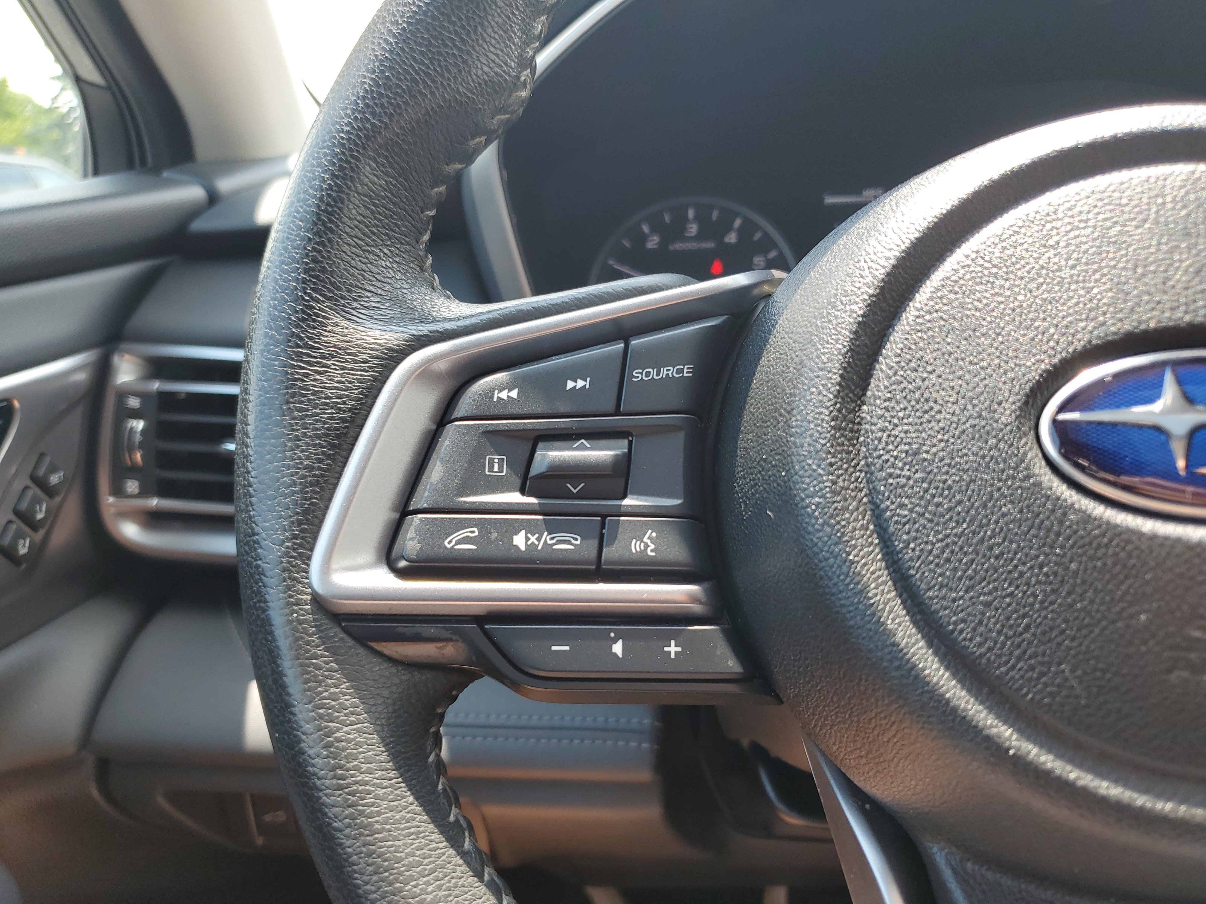 Used 2024 Subaru Outback Limited AWD/4WD image 20